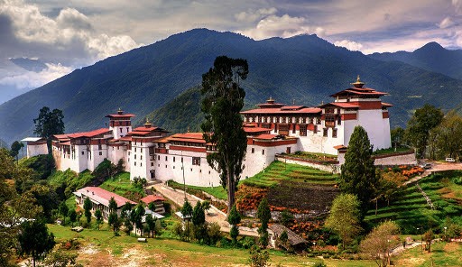 Trongsa Dzong Bhutan - Exploring the Rich History and beauty.