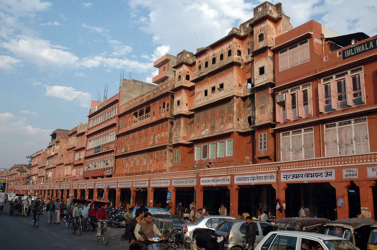 The Rich Heritage and Elegant Crafts of Johari Bazaar Jaipur