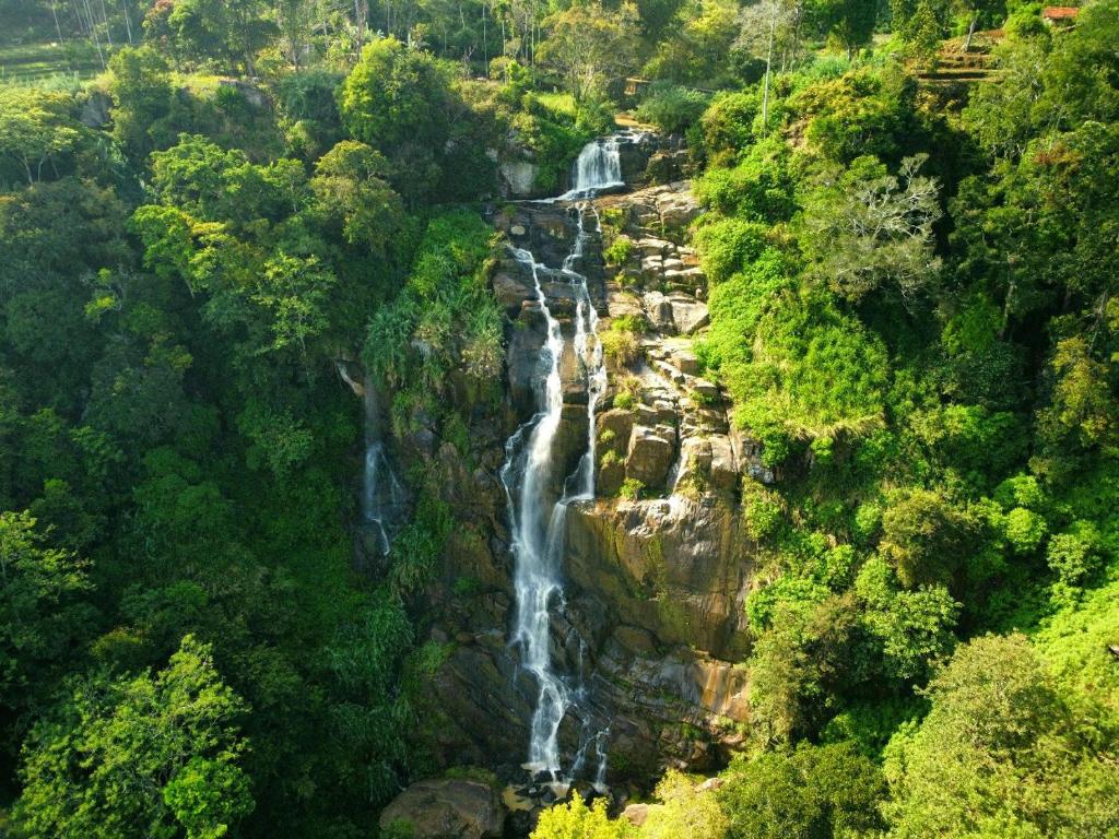 Kithal Ella Waterfalls - Hidden Beauty of Ella SriLanka