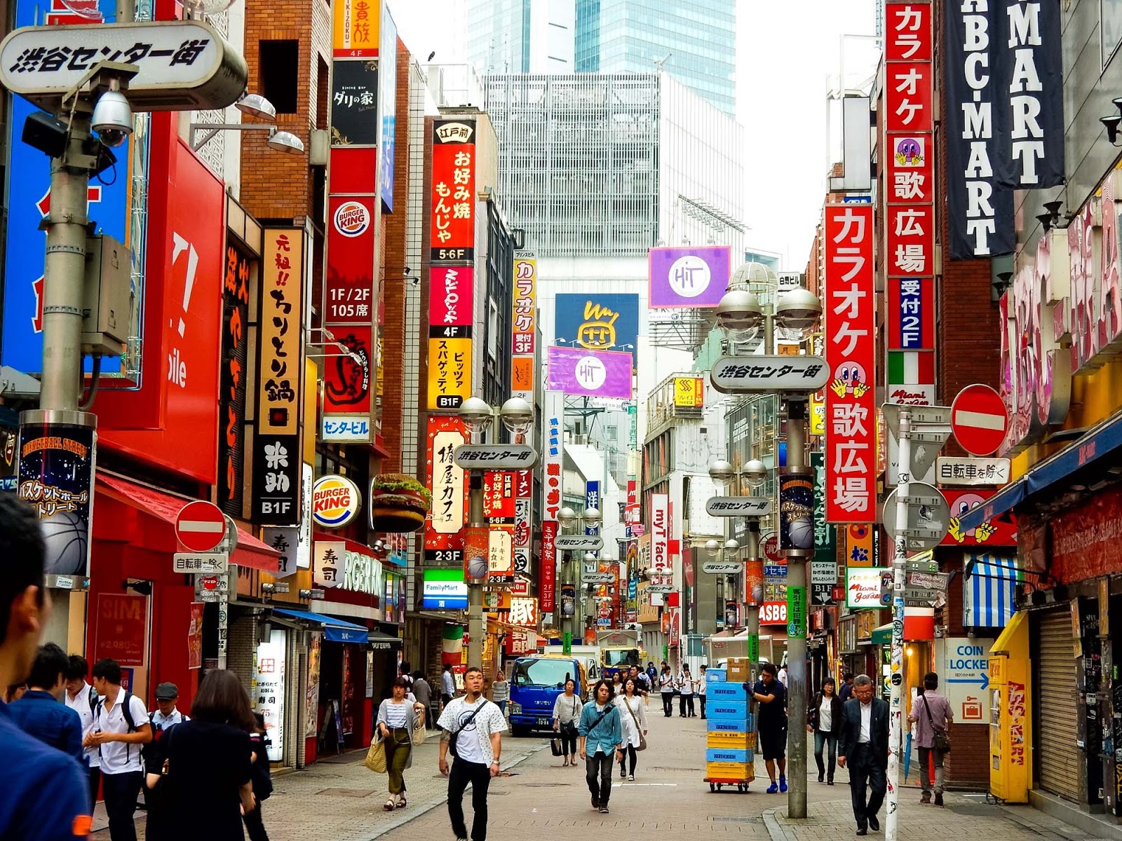 Shopping in Tokyo: Best Areas, Must-Visit Stores | 2025